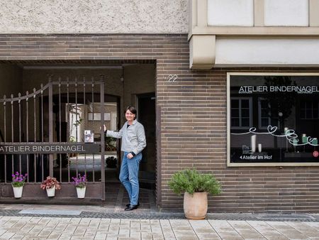 Zu sehen ist das Atelier Bindernagel von außen. 